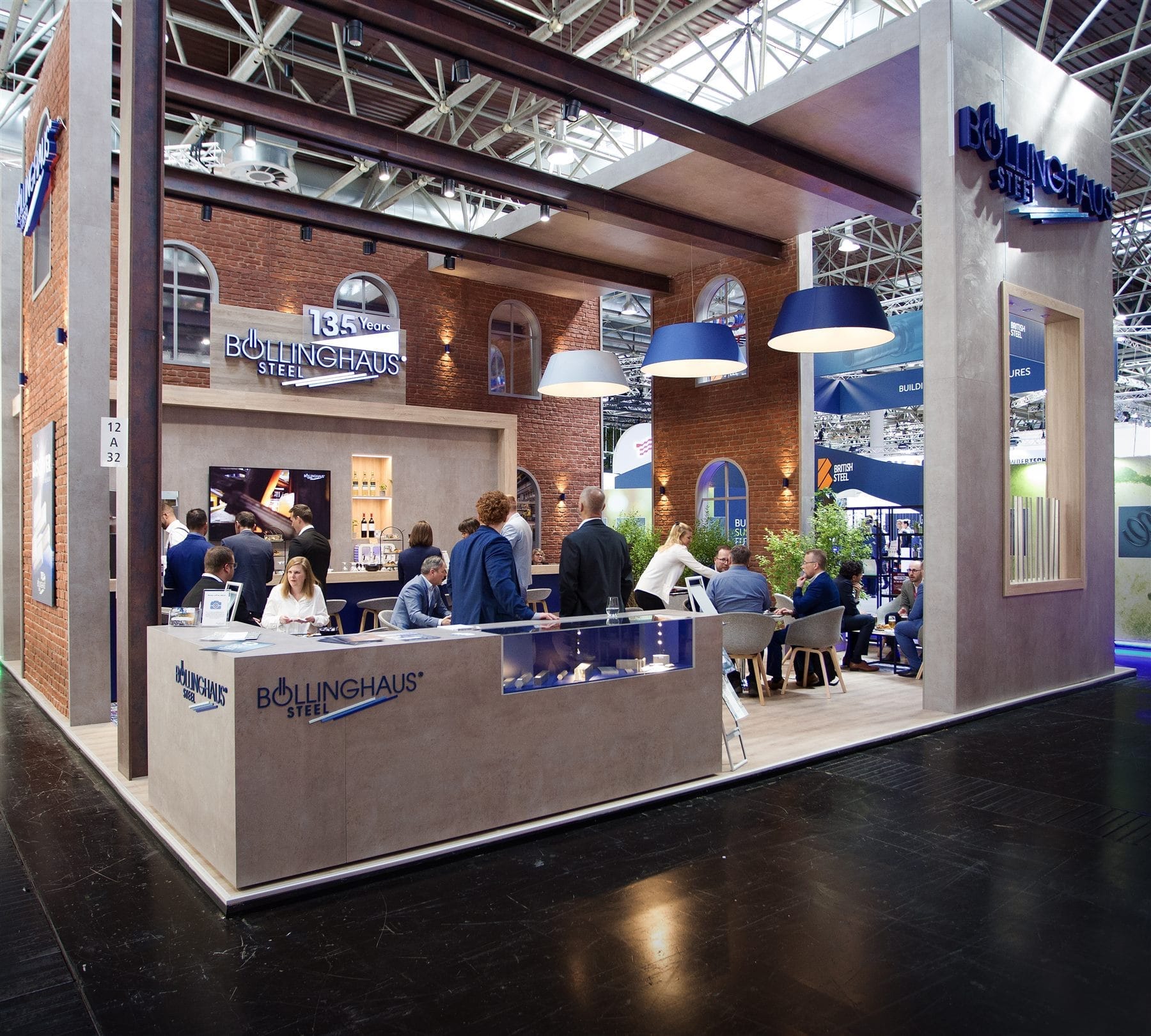 Böllinghaus Steel Messestand Tube & Wire 2024, Backsteinoptik im Feels like Home Konzept